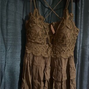 Lace green tank, never worn!